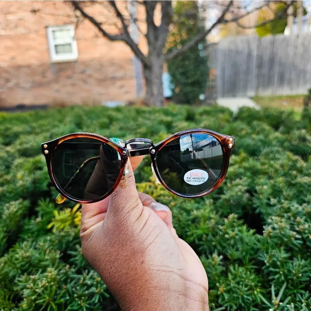 VTG Unisex Round Tortoise Metal Keyhole Bridge Retro Polarize UV Sunglasses.